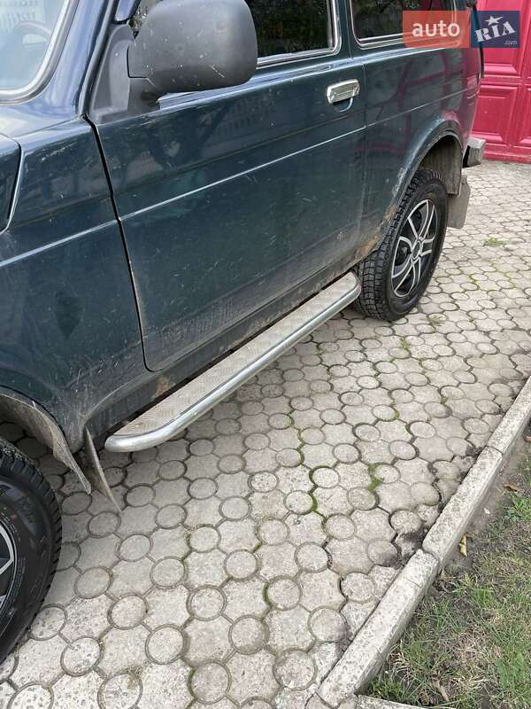 Позашляховик / Кросовер ВАЗ / Lada 21214 / 4x4 2012 в Миргороді