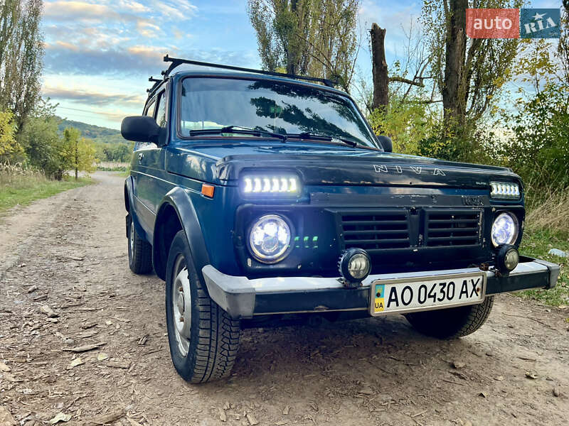 Внедорожник / Кроссовер ВАЗ / Lada 21214 / 4x4 2010 в Мукачево