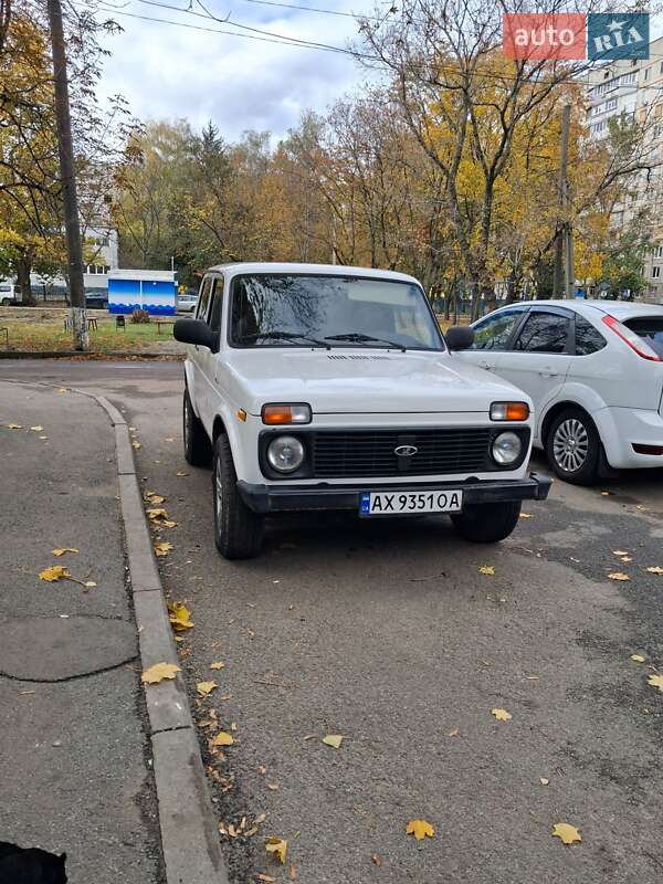 Внедорожник / Кроссовер ВАЗ / Lada 21214 / 4x4 2012 в Харькове фото 9 Внедорожник / Кроссовер ВАЗ / Lada 21214 / 4x4 2012 в Харькове