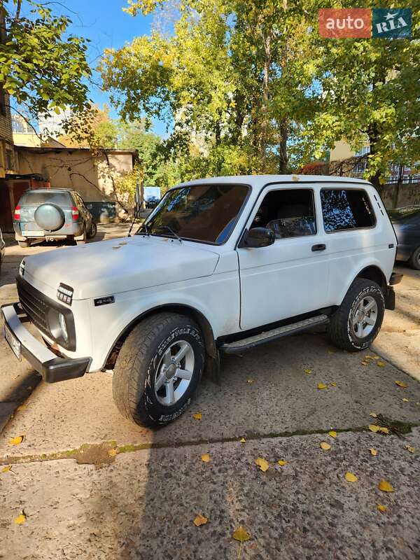 Позашляховик / Кросовер ВАЗ / Lada 21214 / 4x4 2007 в Одесі