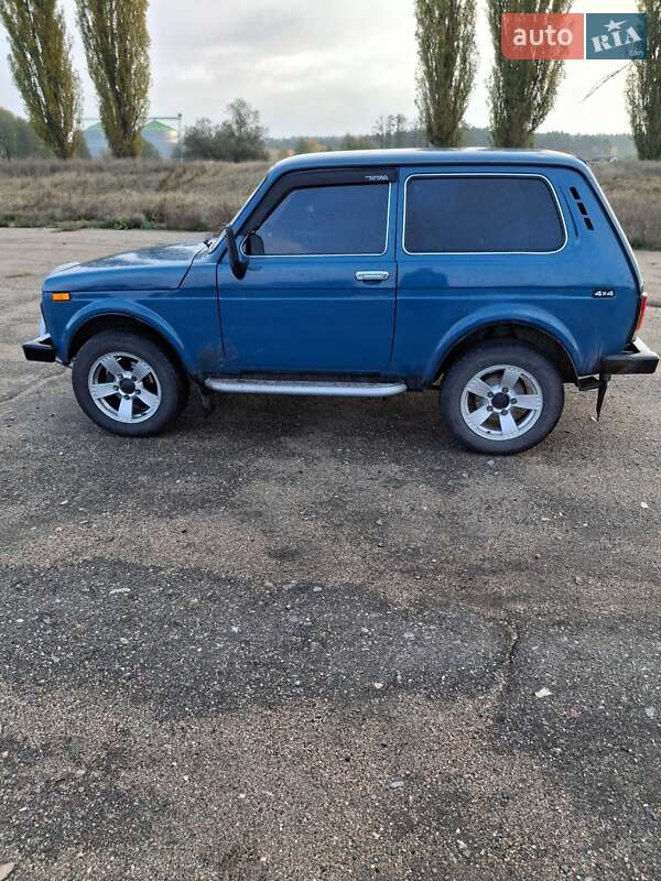 Внедорожник / Кроссовер ВАЗ / Lada 21214 / 4x4 2007 в  фото Внедорожник / Кроссовер ВАЗ / Lada 21214 / 4x4 2007 в