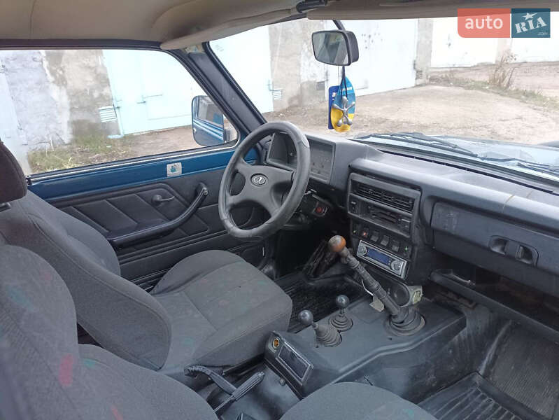 Позашляховик / Кросовер ВАЗ / Lada 21214 / 4x4 2006 в Києві