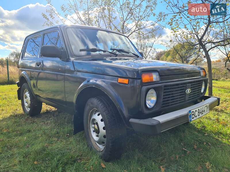 Внедорожник / Кроссовер ВАЗ / Lada 21214 / 4x4 2015 в Львове
