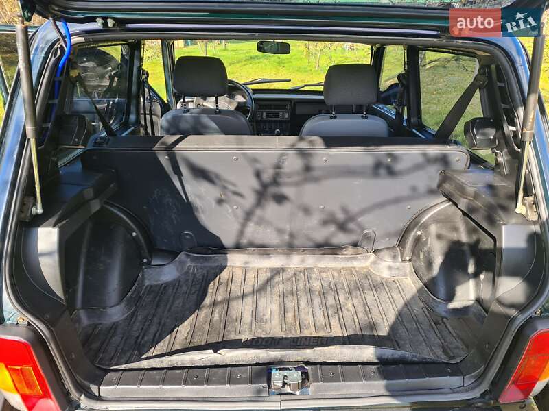 Внедорожник / Кроссовер ВАЗ / Lada 21214 / 4x4 2015 в Львове