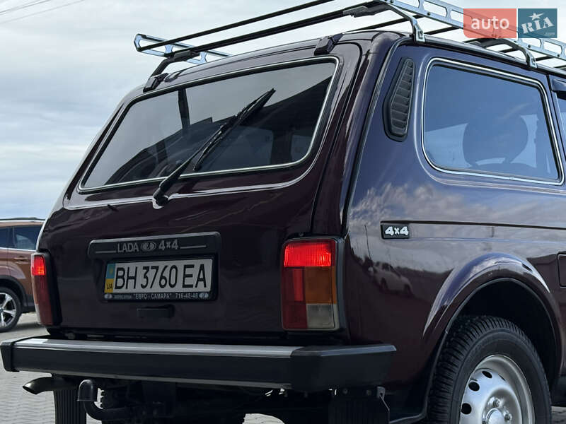 Позашляховик / Кросовер ВАЗ / Lada 21214 / 4x4 2011 в Одесі