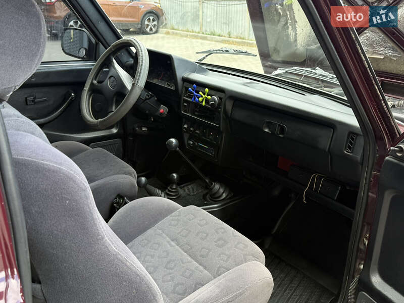 Позашляховик / Кросовер ВАЗ / Lada 21214 / 4x4 2011 в Одесі