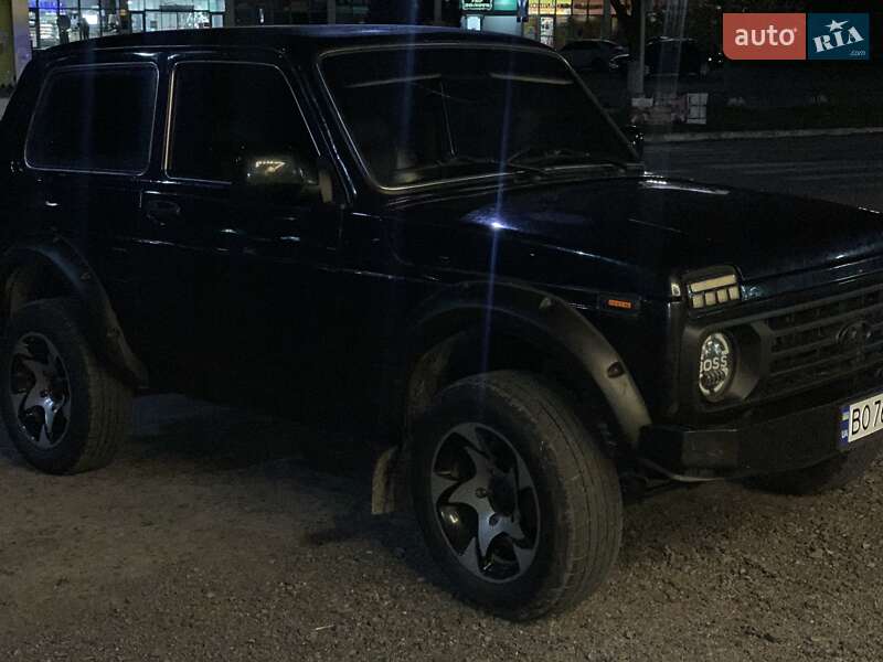 Внедорожник / Кроссовер ВАЗ / Lada 21214 / 4x4 2016 в Малой Турье