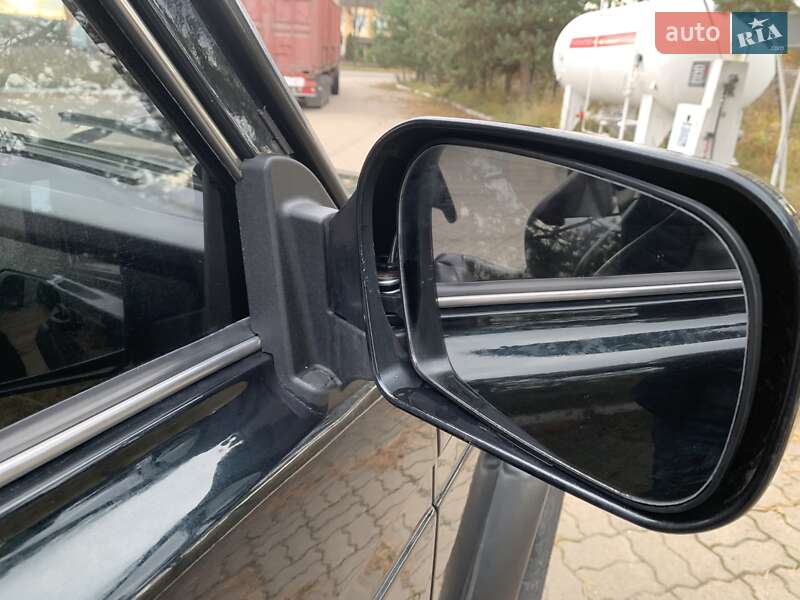 Внедорожник / Кроссовер ВАЗ / Lada 21214 / 4x4 2016 в Малой Турье