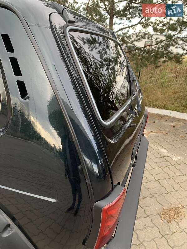 Внедорожник / Кроссовер ВАЗ / Lada 21214 / 4x4 2016 в Малой Турье