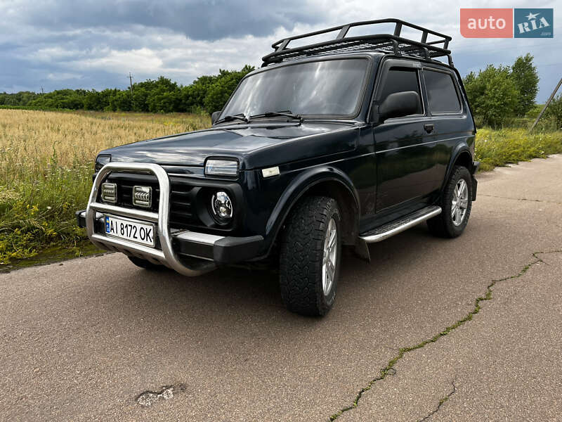 Позашляховик / Кросовер ВАЗ / Lada 21214 / 4x4 2015 в Чернігові