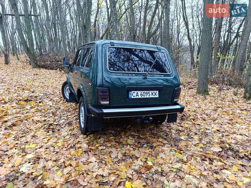 Позашляховик / Кросовер ВАЗ / Lada 21214 / 4x4 2008 в Умані