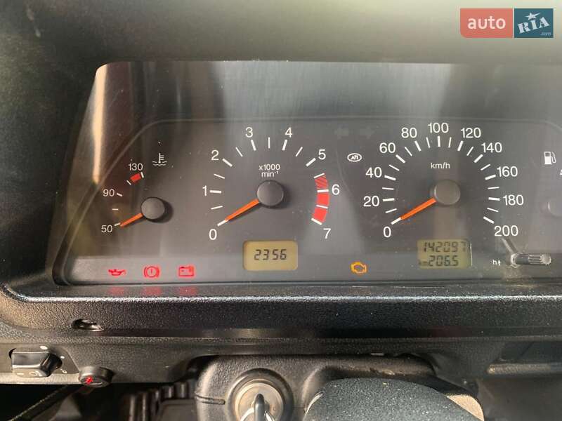 Позашляховик / Кросовер ВАЗ / Lada 21214 / 4x4 2013 в Лохвиці