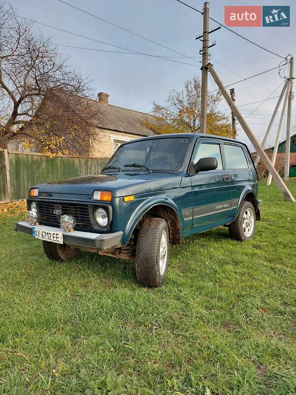 Позашляховик / Кросовер ВАЗ / Lada 21214 / 4x4 2010 в Слов'янську фото 12 Позашляховик / Кросовер ВАЗ / Lada 21214 / 4x4 2010 в Слов'янську