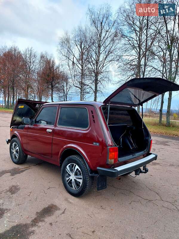 Позашляховик / Кросовер ВАЗ / Lada 21214 / 4x4 2006 в Тростянці