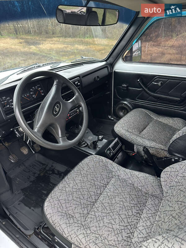 Внедорожник / Кроссовер ВАЗ / Lada 21214 / 4x4 2008 в Каменском фото 9 Внедорожник / Кроссовер ВАЗ / Lada 21214 / 4x4 2008 в Каменском