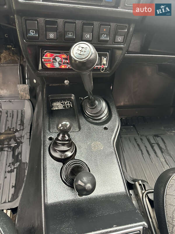 Внедорожник / Кроссовер ВАЗ / Lada 21214 / 4x4 2008 в Каменском фото 11 Внедорожник / Кроссовер ВАЗ / Lada 21214 / 4x4 2008 в Каменском