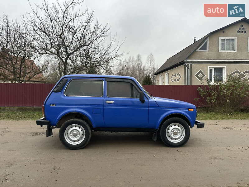 Внедорожник / Кроссовер ВАЗ / Lada 21214 / 4x4 2008 в Олевске