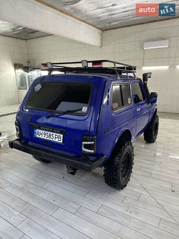 Внедорожник / Кроссовер ВАЗ / Lada 21214 / 4x4 2005 в Чугуеве
