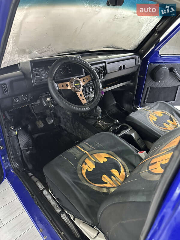 Внедорожник / Кроссовер ВАЗ / Lada 21214 / 4x4 2005 в Чугуеве