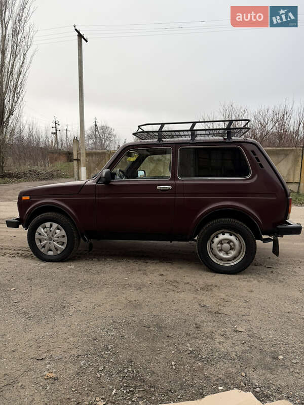 Позашляховик / Кросовер ВАЗ / Lada 21214 / 4x4 2012 в Запоріжжі