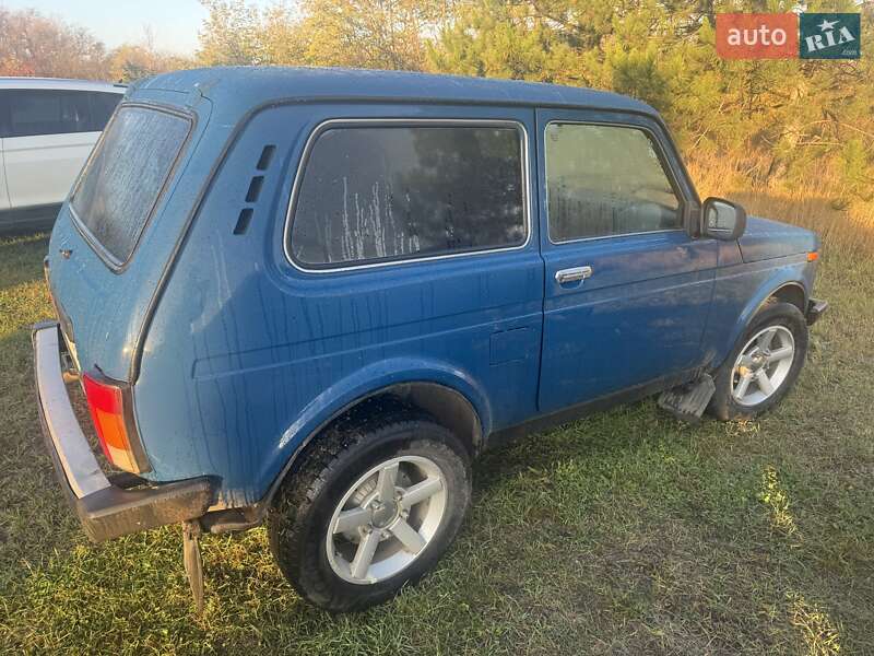 Позашляховик / Кросовер ВАЗ / Lada 21214 / 4x4 2014 в Харкові