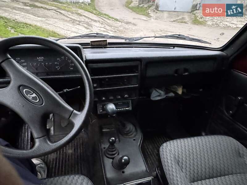 Внедорожник / Кроссовер ВАЗ / Lada 21214 / 4x4 2006 в Днепре