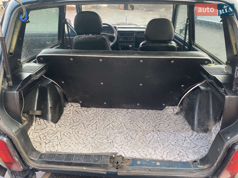 Внедорожник / Кроссовер ВАЗ / Lada 21214 / 4x4 2003 в Умани