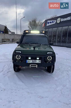 Внедорожник / Кроссовер ВАЗ / Lada 21214 / 4x4 2010 в Запорожье