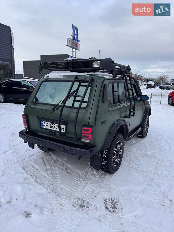 Внедорожник / Кроссовер ВАЗ / Lada 21214 / 4x4 2010 в Запорожье