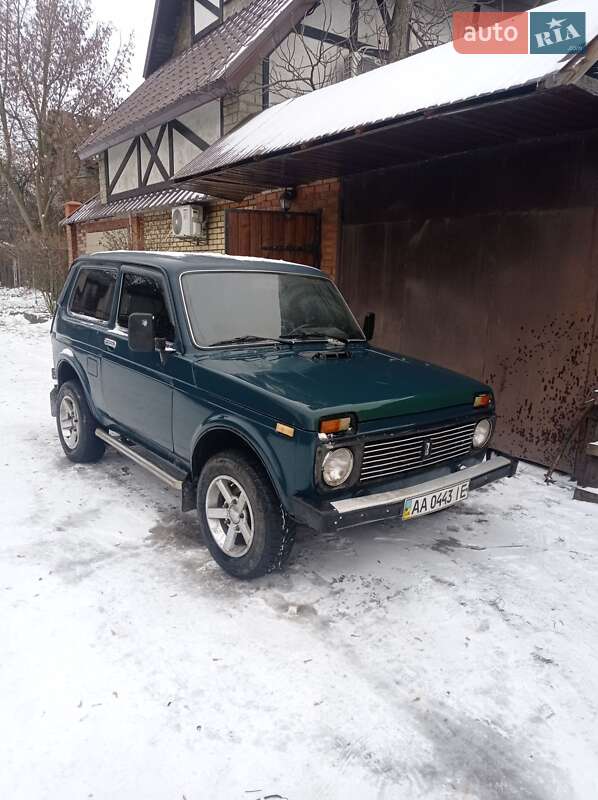 Позашляховик / Кросовер ВАЗ / Lada 21214 / 4x4 2003 в Києві