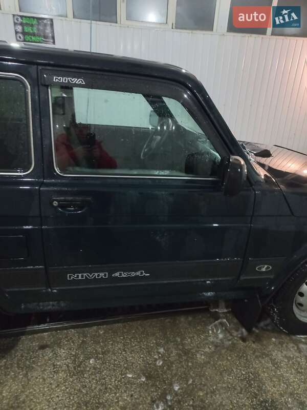 Позашляховик / Кросовер ВАЗ / Lada 21214 / 4x4 2017 в Харкові