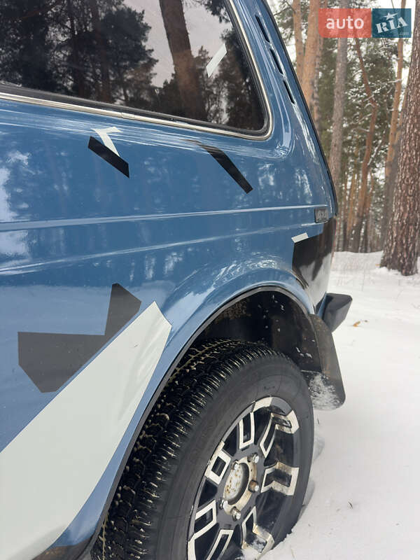 Позашляховик / Кросовер ВАЗ / Lada 21214 / 4x4 2007 в Лебедині