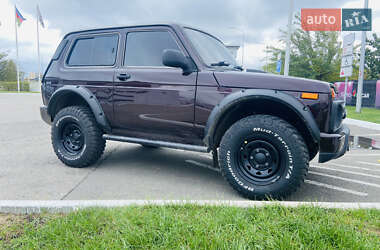 Внедорожник / Кроссовер ВАЗ 21214 / 4x4 2005 в Одессе