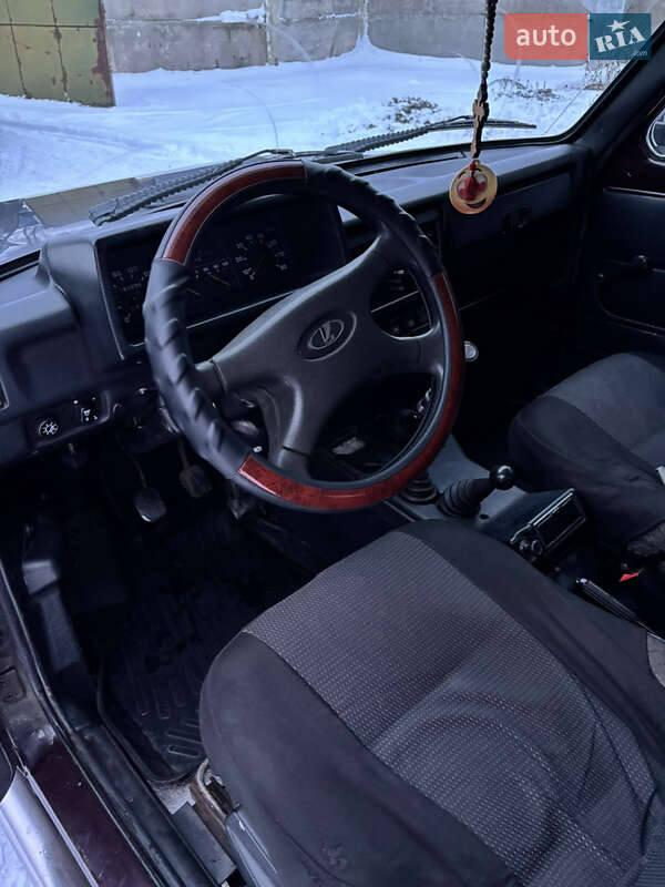 Внедорожник / Кроссовер ВАЗ / Lada 21214 / 4x4 2008 в Глухове