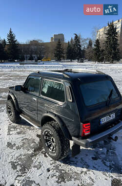 Внедорожник / Кроссовер ВАЗ 21214 / 4x4 2012 в Лозовой