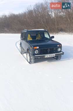Позашляховик / Кросовер ВАЗ 21214 / 4x4 2012 в Золотоноші