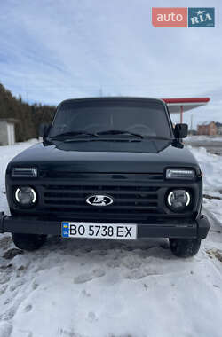 Позашляховик / Кросовер ВАЗ 21214 / 4x4 2017 в Заліщиках