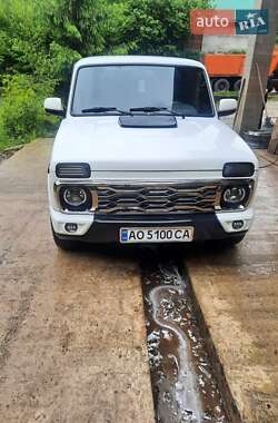 Позашляховик / Кросовер ВАЗ 21214 / 4x4 2014 в Тячеві