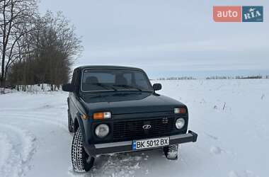 Позашляховик / Кросовер ВАЗ 21214 / 4x4 2011 в Благовіщенську