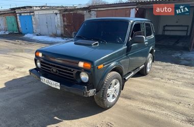 Позашляховик / Кросовер ВАЗ 21214 / 4x4 2014 в Малині