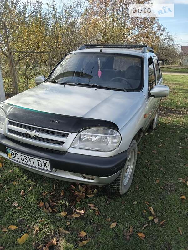 Внедорожник / Кроссовер ВАЗ / Lada 2123 Niva 2003 в Городке