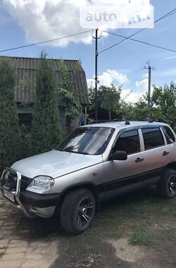 Позашляховик / Кросовер ВАЗ / Lada 2123 Niva 2005 в Лебедині