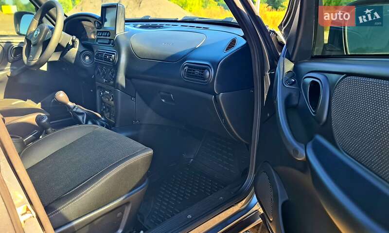 Внедорожник / Кроссовер ВАЗ / Lada 2123 Niva 2020 в Житомире