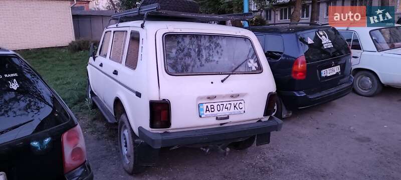 Позашляховик / Кросовер ВАЗ / Lada 2131 Нива 1998 в Вінниці