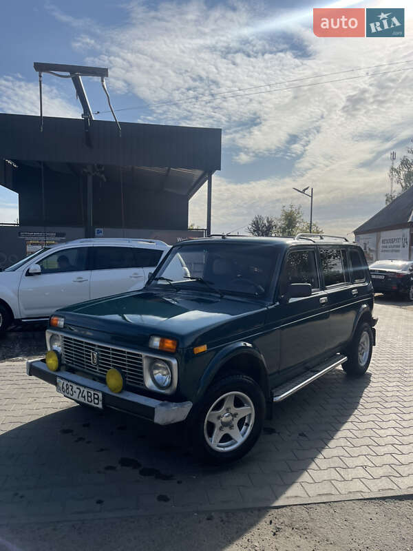 Позашляховик / Кросовер ВАЗ / Lada 2131 Нива 2000 в Брусилові