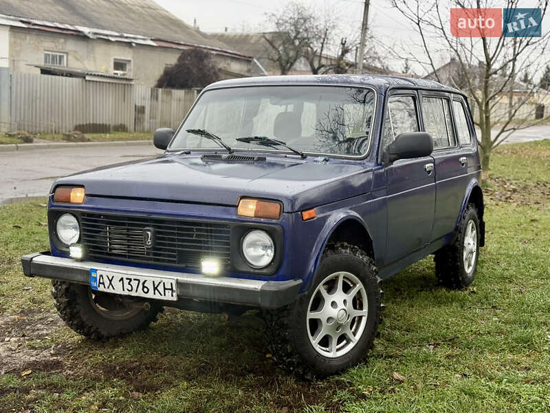 Внедорожник / Кроссовер ВАЗ / Lada 2131 Нива 1998 в Харькове