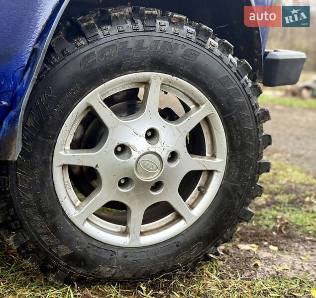 Внедорожник / Кроссовер ВАЗ / Lada 2131 Нива 1998 в Харькове