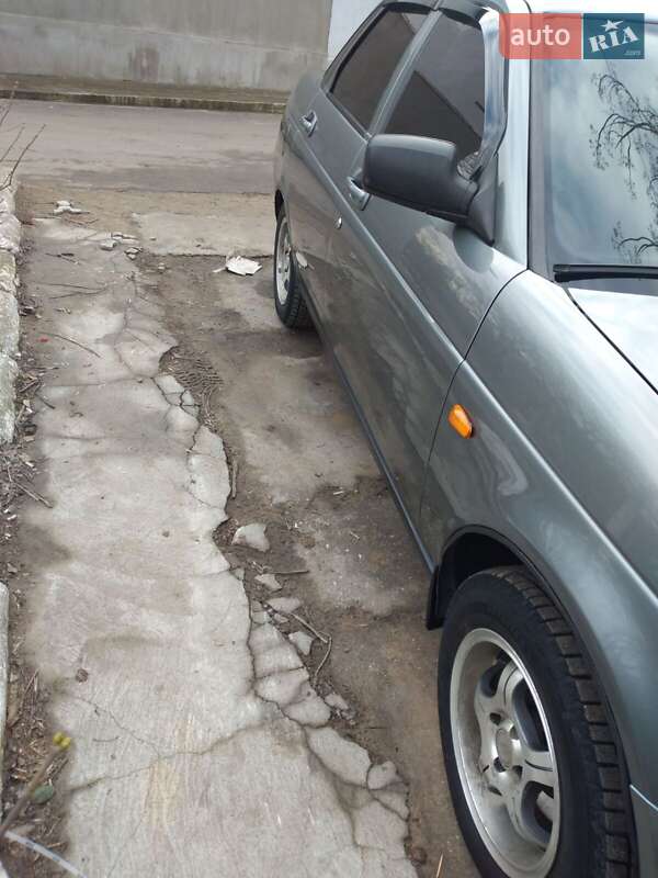 Седан ВАЗ / Lada 2170 Priora 2011 в Березовке