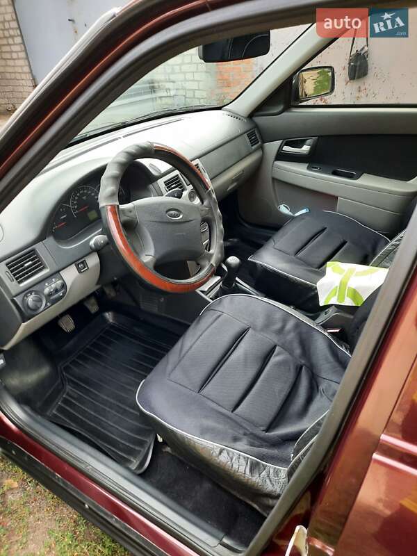 Хэтчбек ВАЗ / Lada 2170 Priora 2008 в Умани