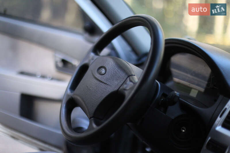 Седан ВАЗ / Lada 2170 Priora 2008 в Охтирці фото 16 Седан ВАЗ / Lada 2170 Priora 2008 в Охтирці